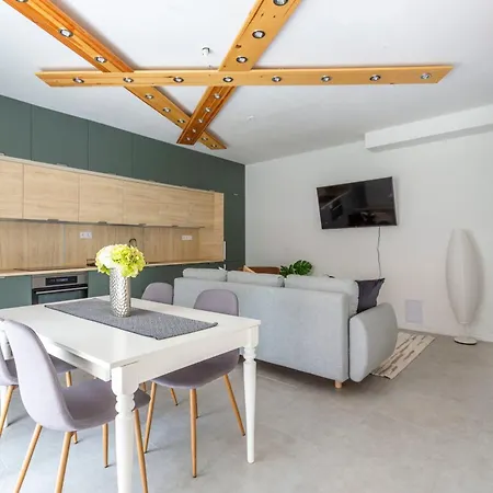 Bohemian Loft Escape Near Park - 4br W Bathtub * بودابست